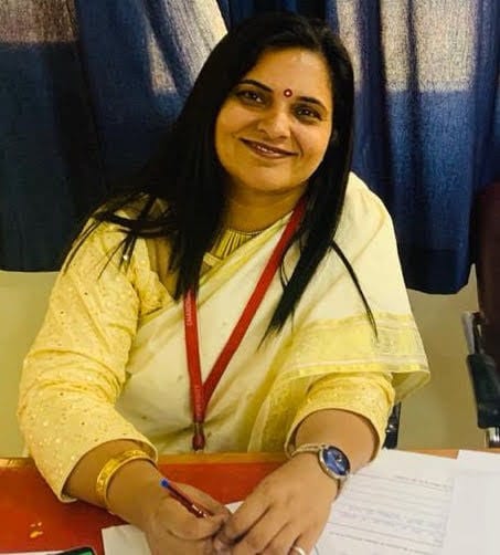  Dr. Chanchal Sachdeva Suri    Email : chanchal.e8938@cumail.in